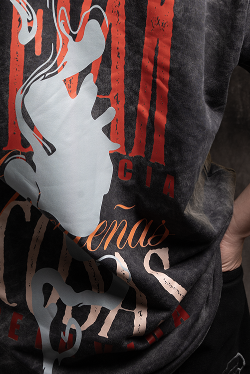 Camiseta Oversize Unisex - Mevak | SEMÁNTICA