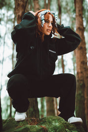 Ziper Hoodie Over Negra | KUSH