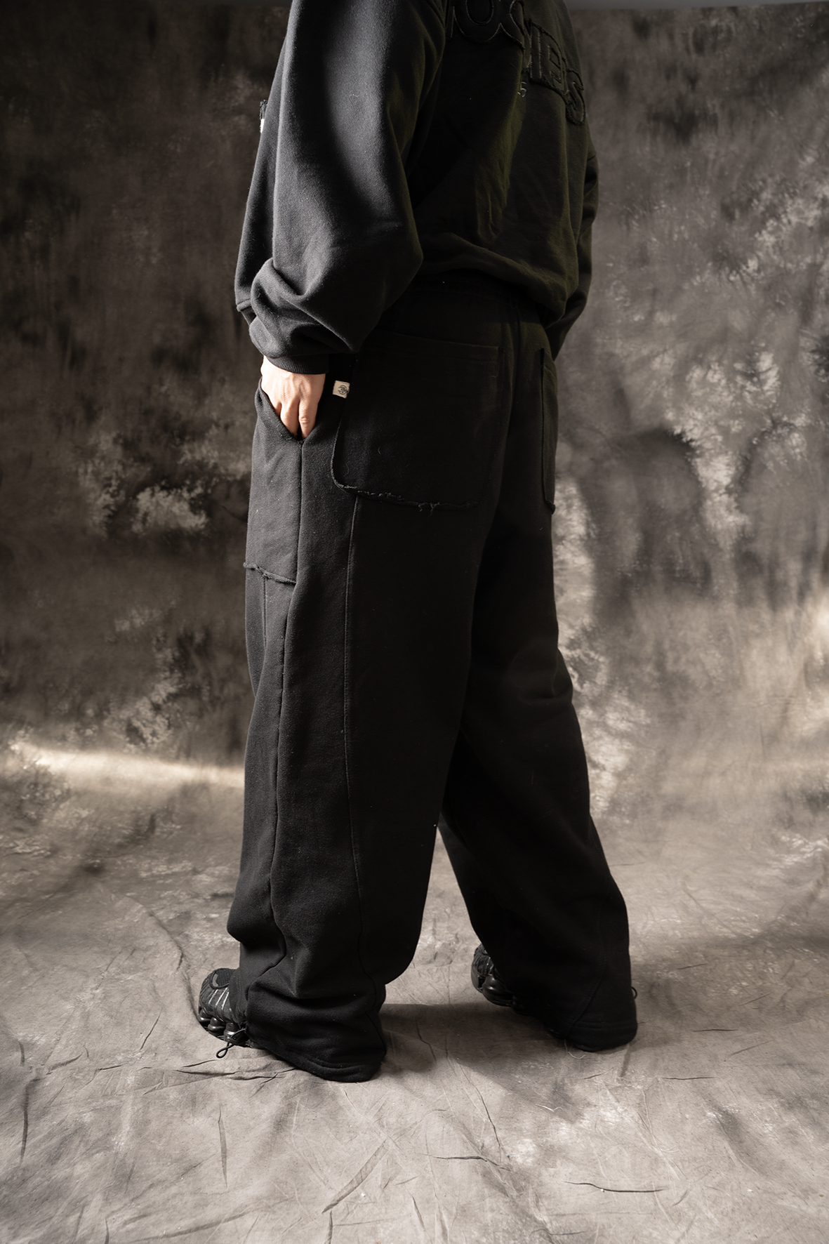 Jogger oversize Negro | BURNING