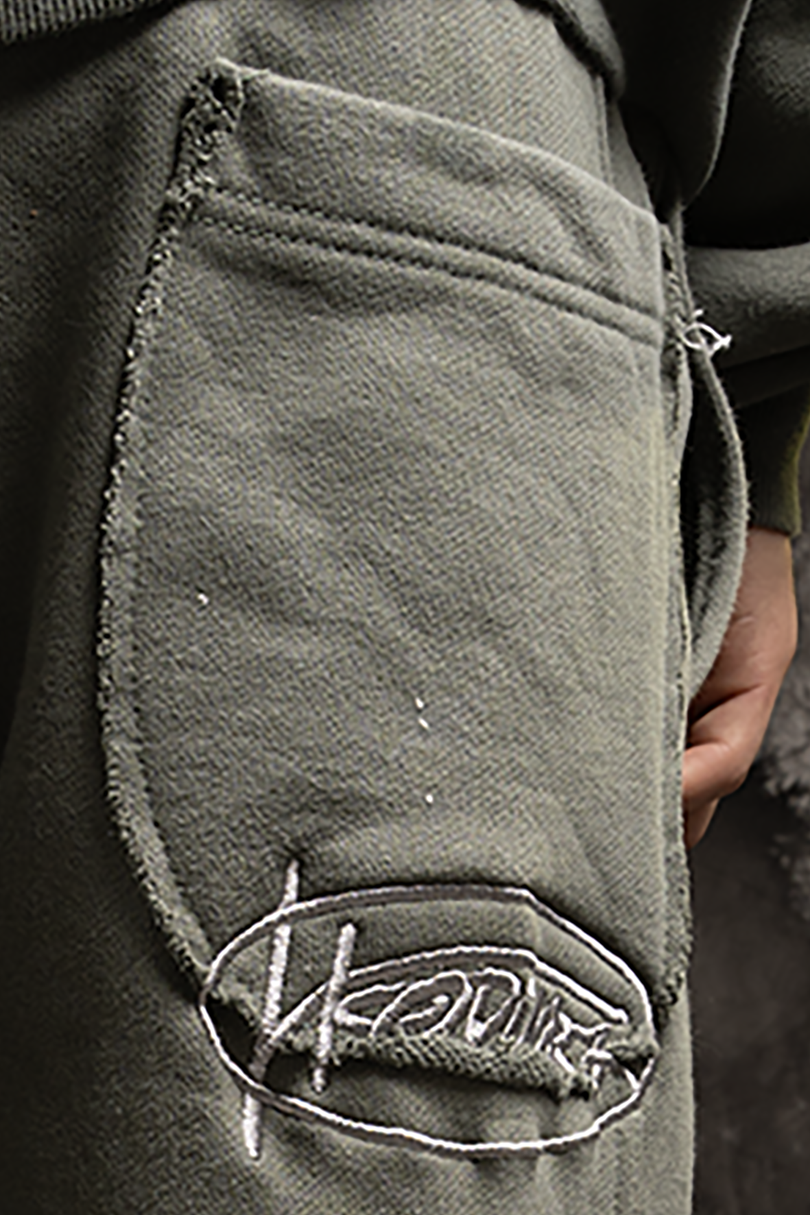 Jogger oversize Verde Militar | BURNING